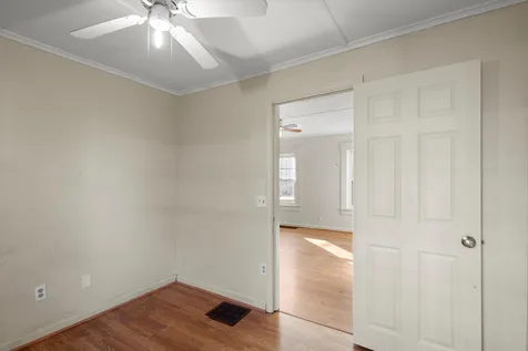 9 Lincoln Street Rochester NH 03867