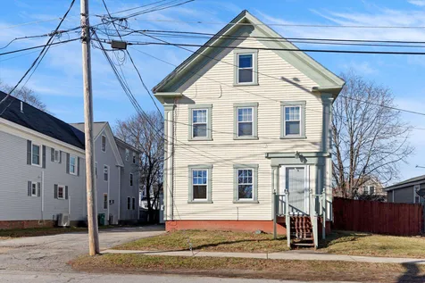 9 Lincoln Street Rochester NH 03867
