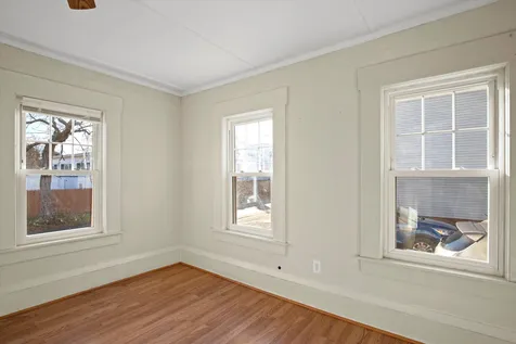 9 Lincoln Street Rochester NH 03867