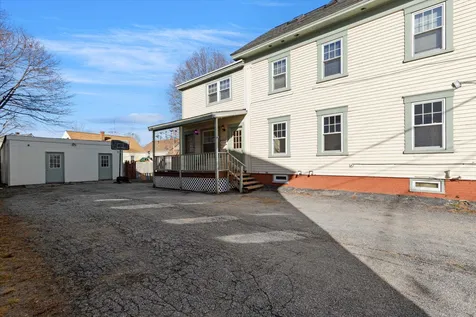 9 Lincoln Street Rochester NH 03867