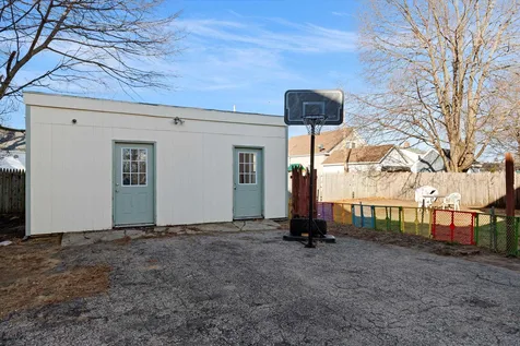 9 Lincoln Street Rochester NH 03867