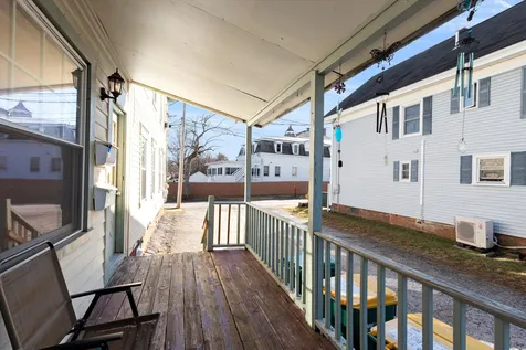 9 Lincoln Street Rochester NH 03867