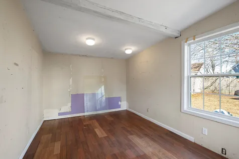 9 Lincoln Street Rochester NH 03867