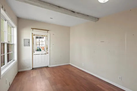 9 Lincoln Street Rochester NH 03867