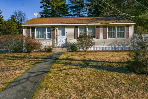 2 Santa Fe Road Nashua NH 03062