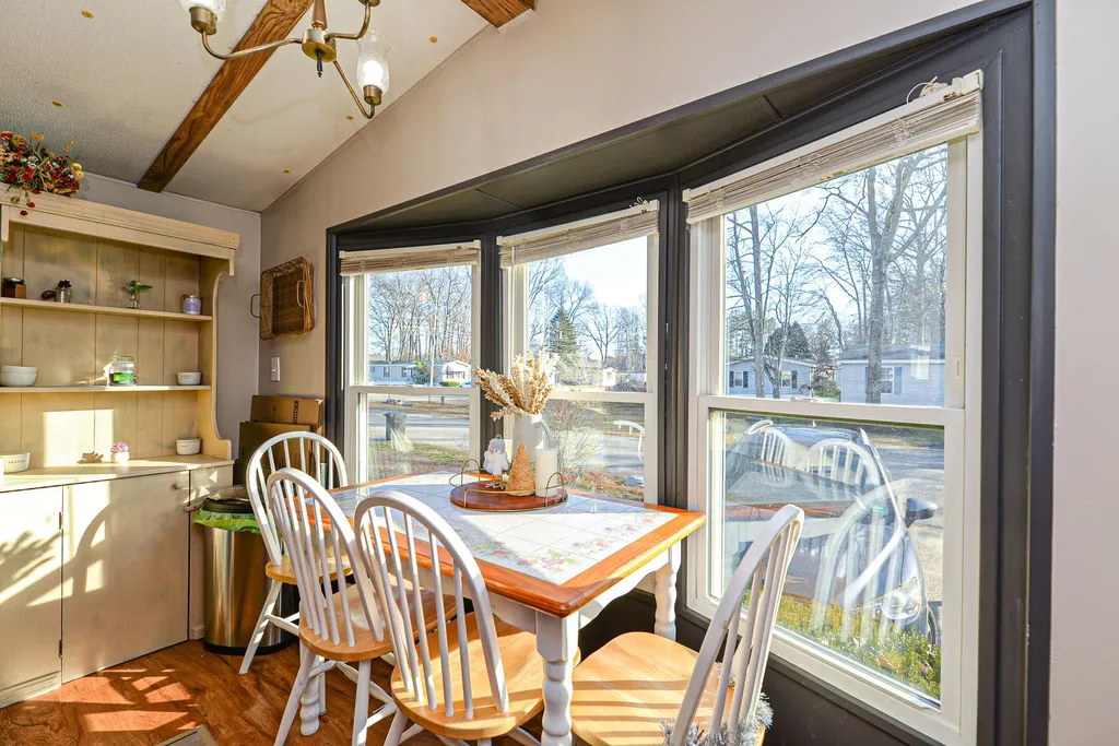 513 Sherwood Glen Somersworth NH 03878