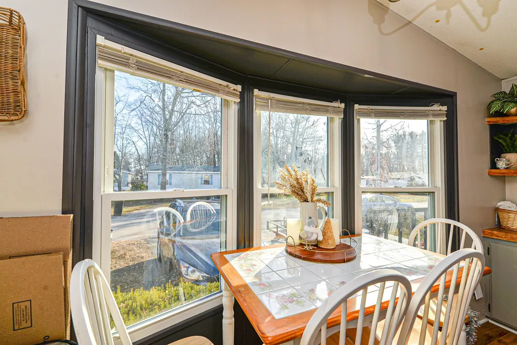 513 Sherwood Glen Somersworth NH 03878