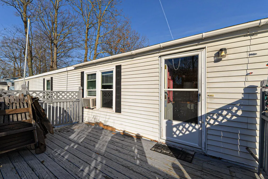 513 Sherwood Glen Somersworth NH 03878