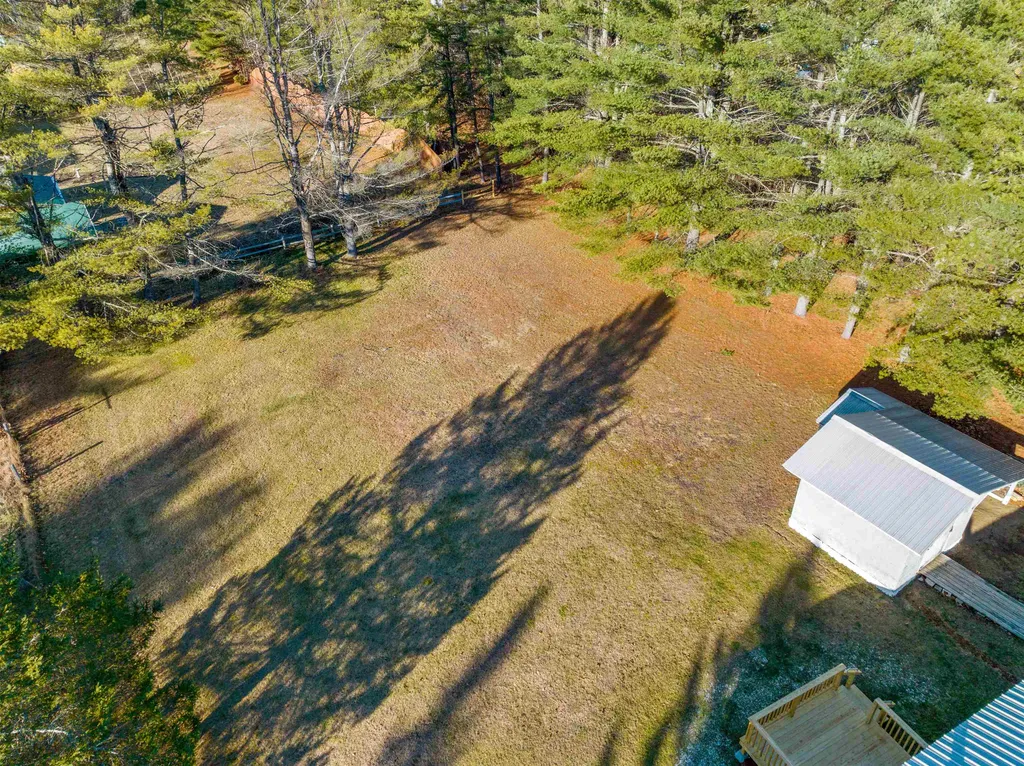 94 Range Road Franklin NH 03235