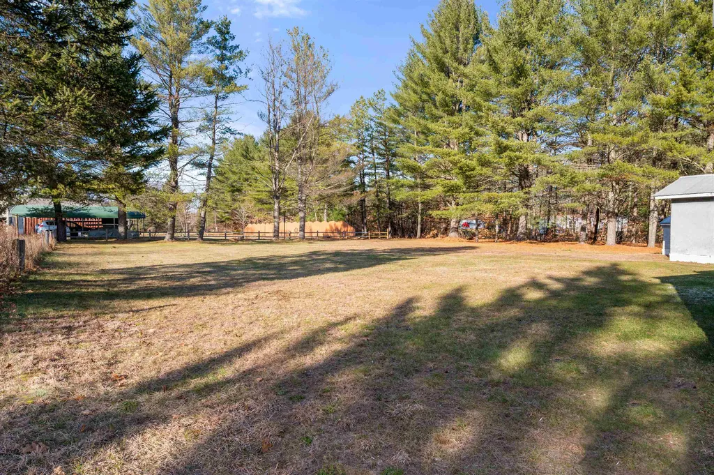 94 Range Road Franklin NH 03235