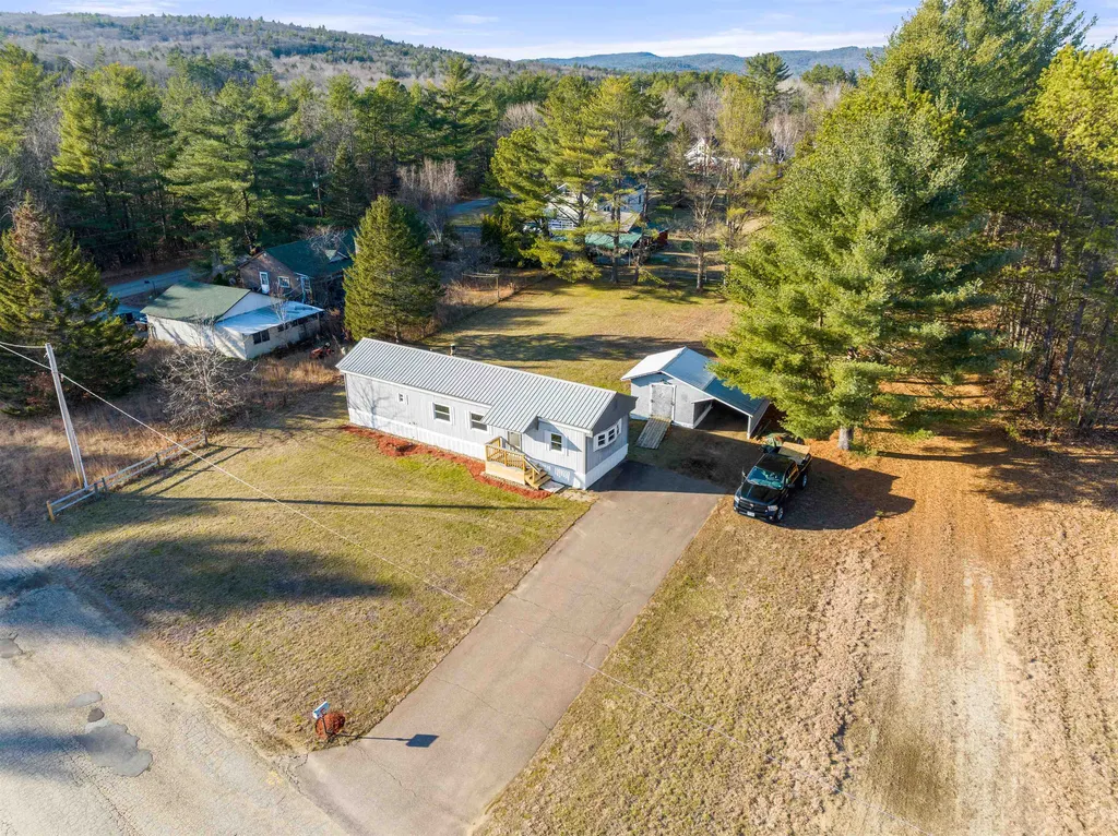 94 Range Road Franklin NH 03235
