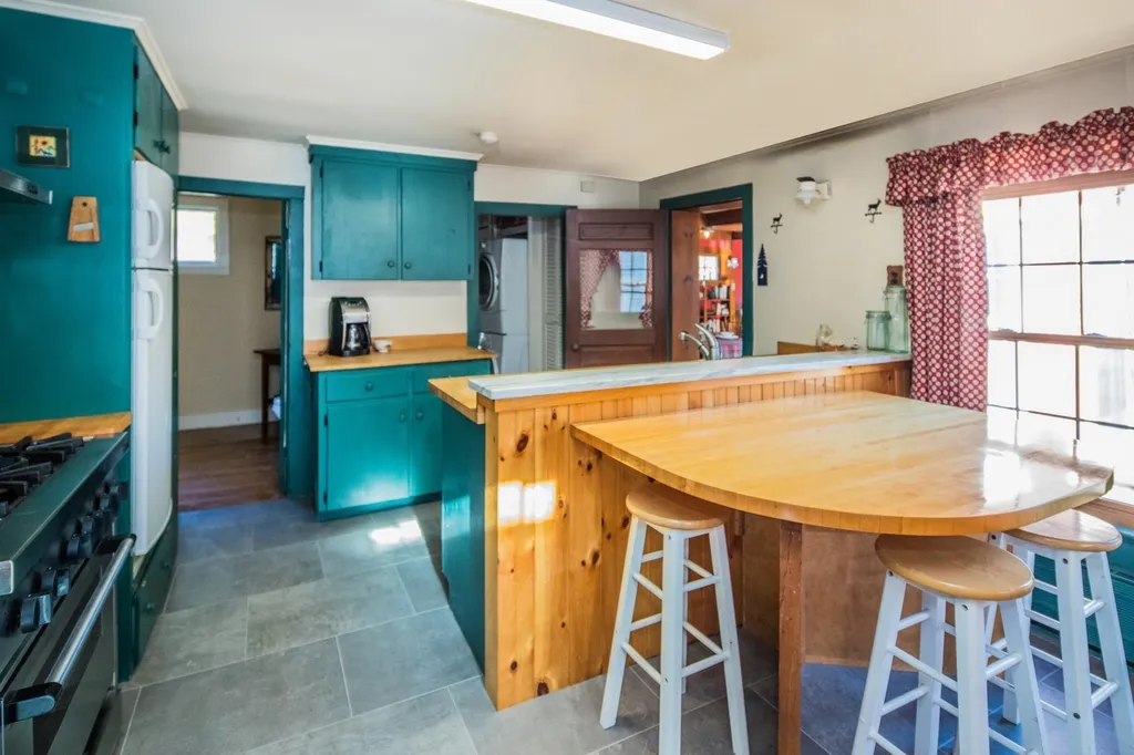 4396 Wheelerville Road Mendon VT 05701