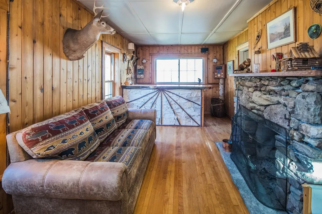 4396 Wheelerville Road Mendon VT 05701