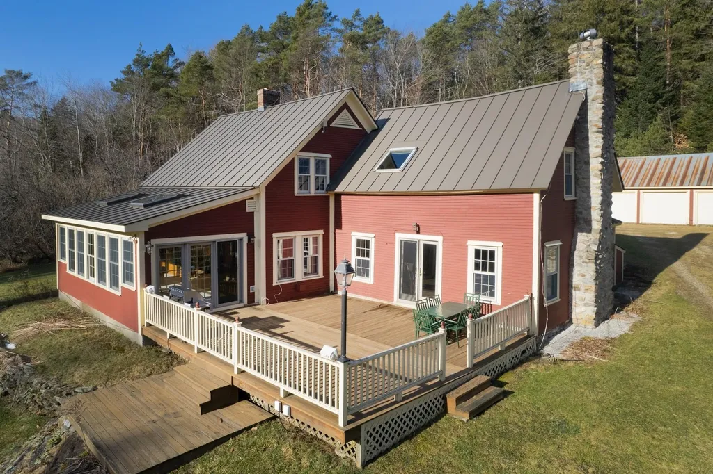 4396 Wheelerville Road Mendon VT 05701