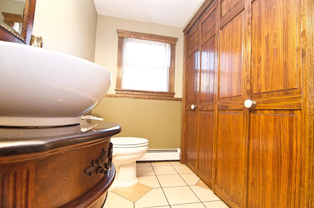 11 Sarah Lane Northfield NH 03276