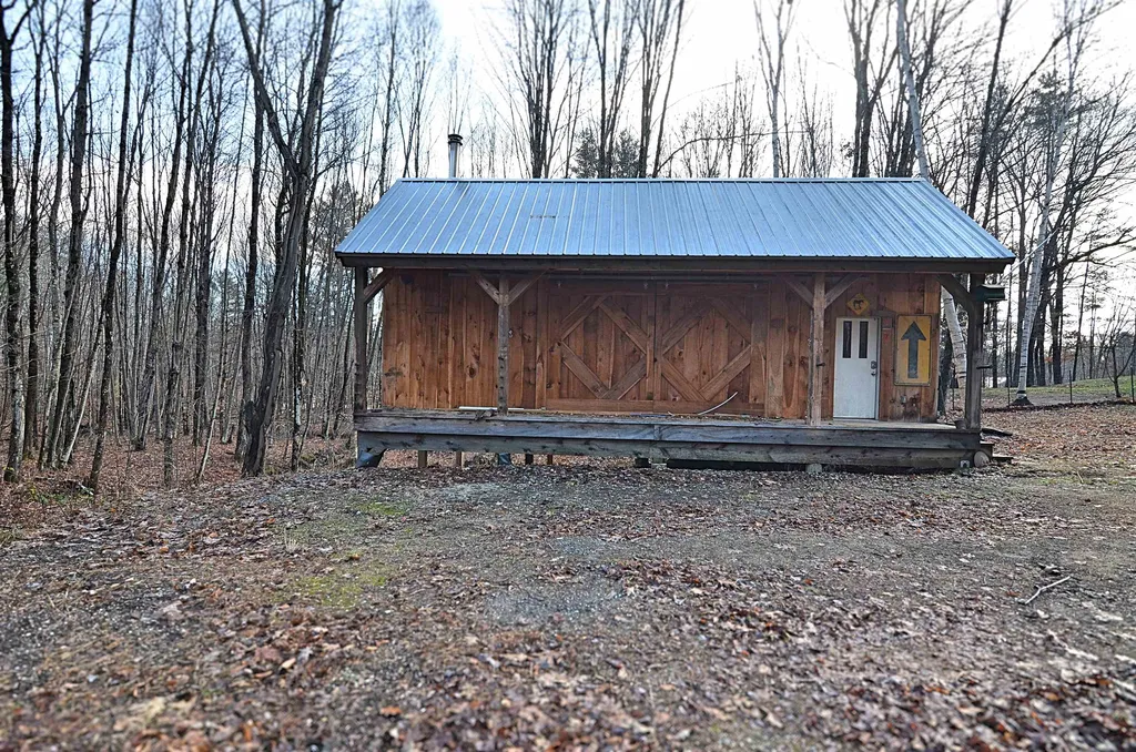 11 Sarah Lane Northfield NH 03276