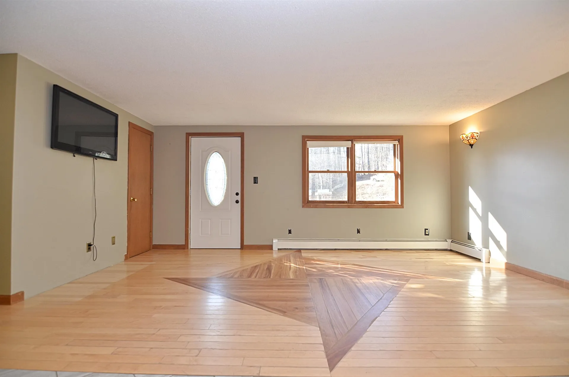 11 Sarah Lane Northfield NH 03276
