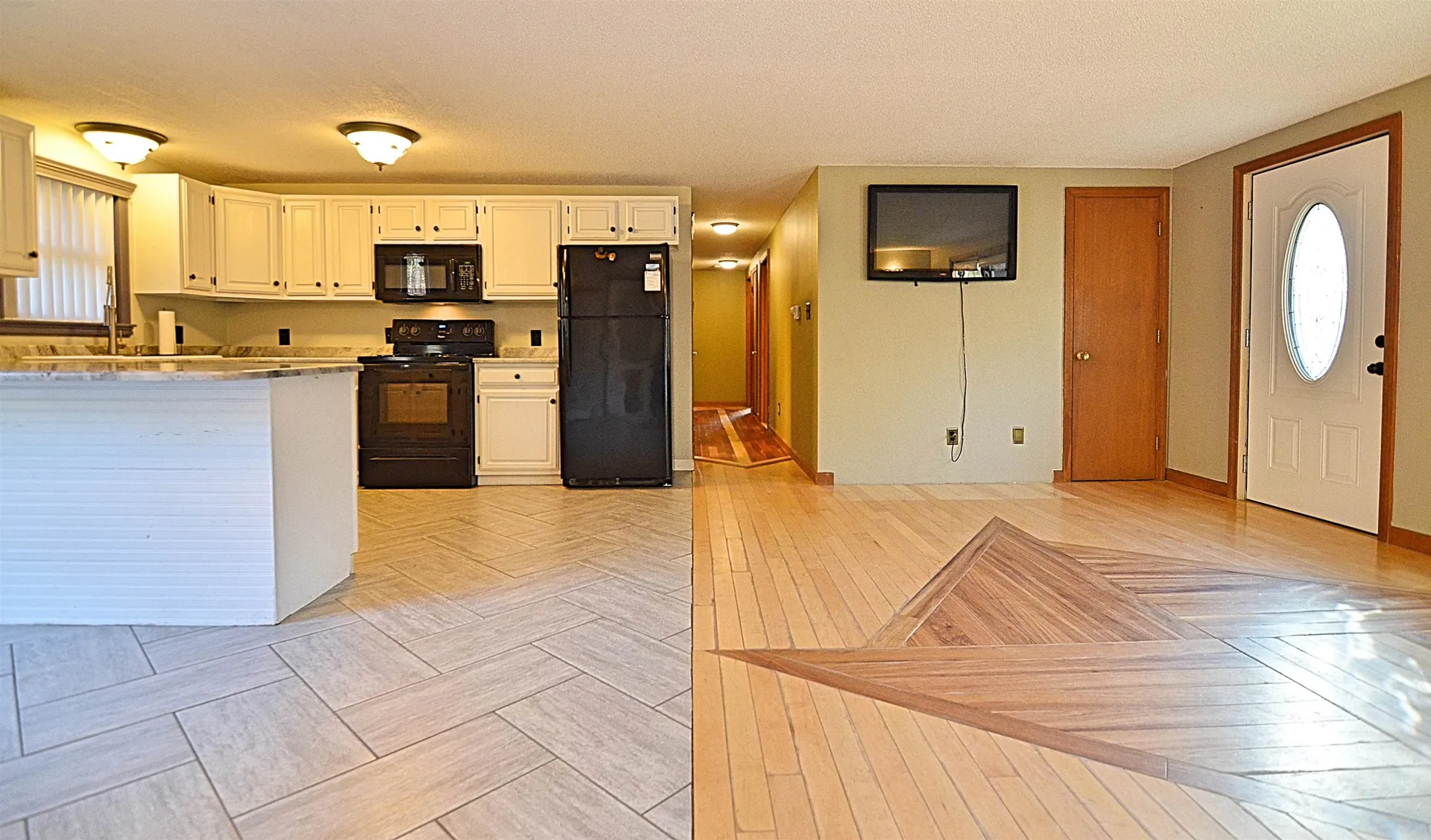 11 Sarah Lane Northfield NH 03276