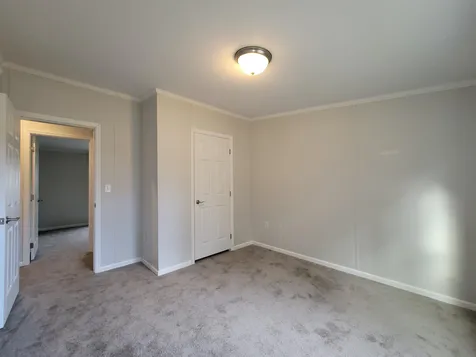 17 South Emperor Drive Concord NH 03303