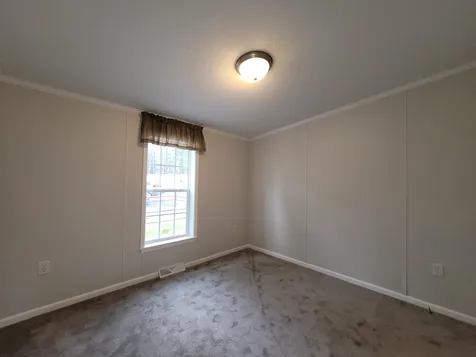 17 South Emperor Drive Concord NH 03303