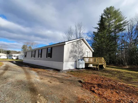 17 South Emperor Drive Concord NH 03303