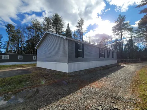 17 South Emperor Drive Concord NH 03303