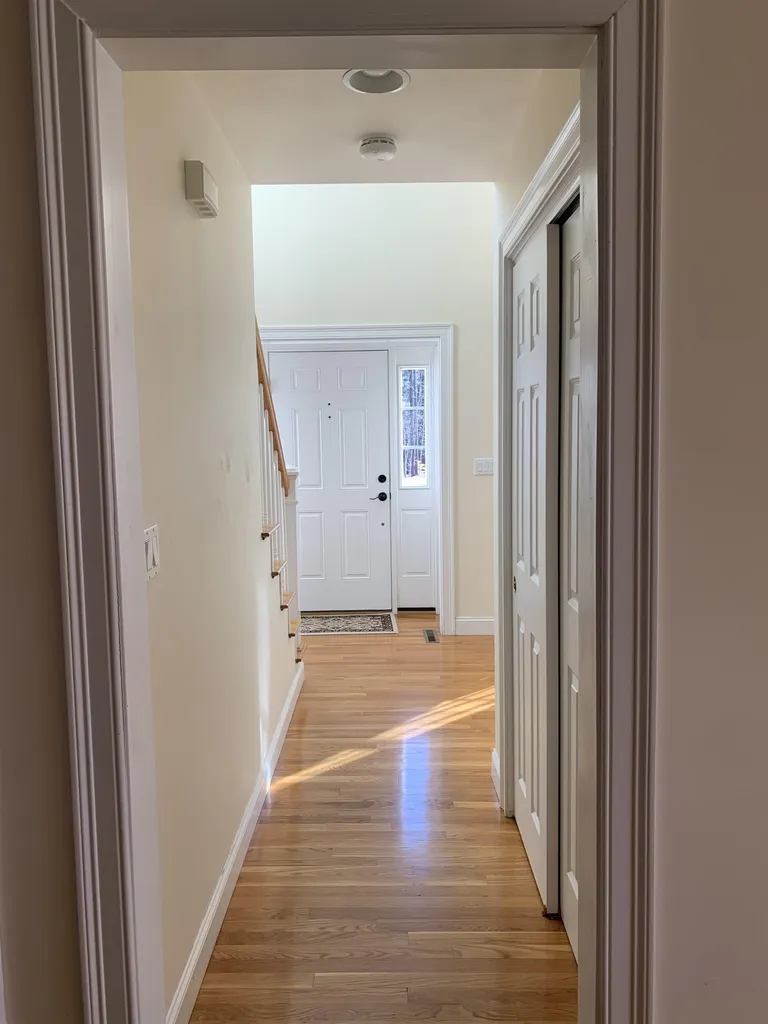 5 Clark Road East Kingston NH 03827