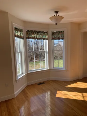 5 Clark Road East Kingston NH 03827