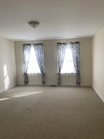 5 Clark Road East Kingston NH 03827