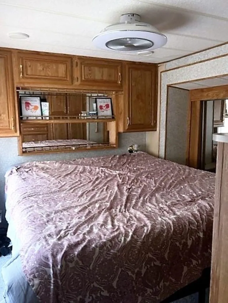 207 Whisper Circle Panton VT 05491