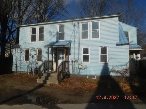 22 Cleveland Place Laconia NH 03246