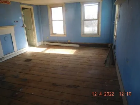 22 Cleveland Place Laconia NH 03246