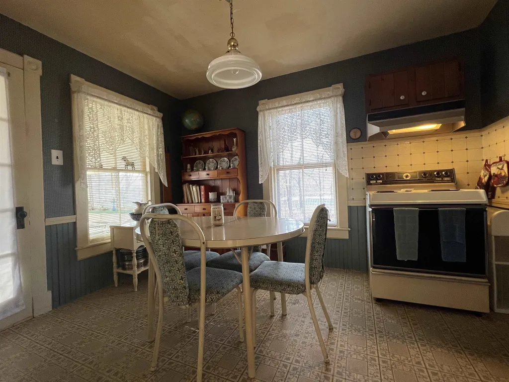 28 Tutherly Avenue Claremont NH 03743