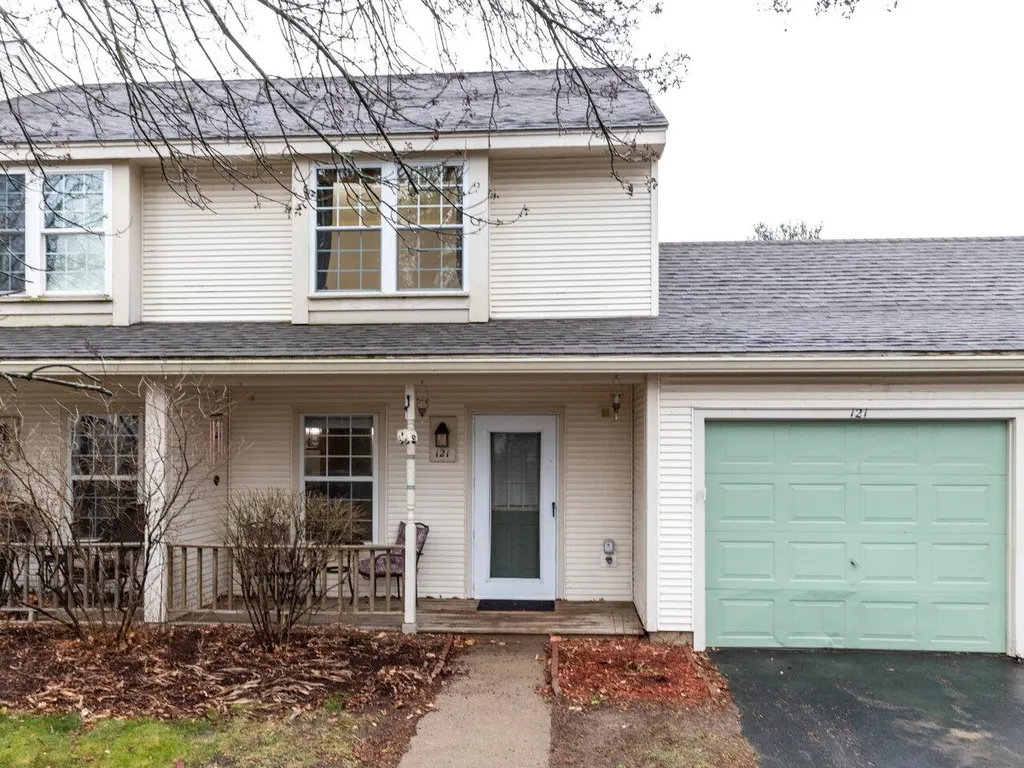 121 Rivers Edge Drive Burlington VT 05408