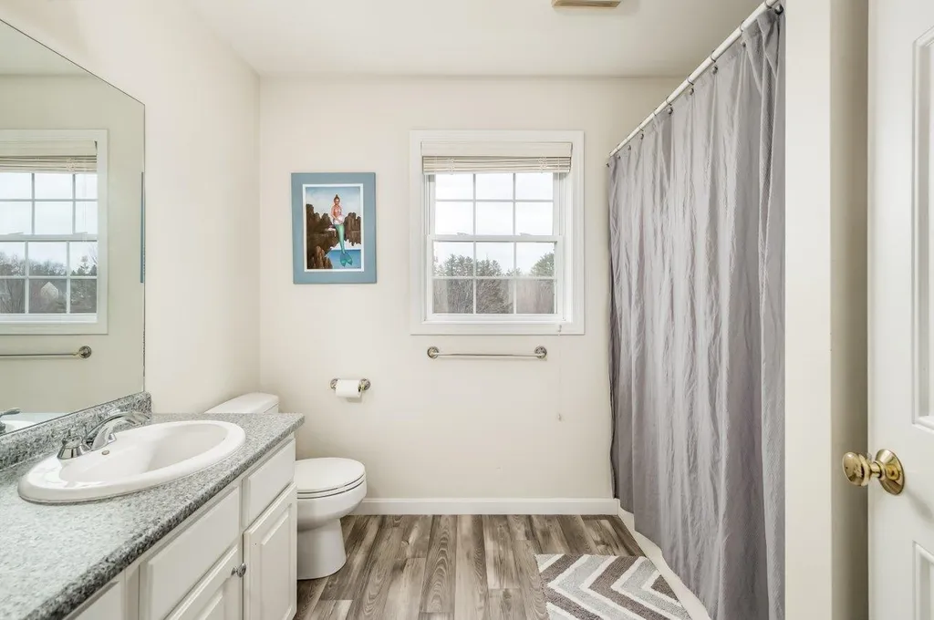 19 Winslow Drive Somersworth NH 03878