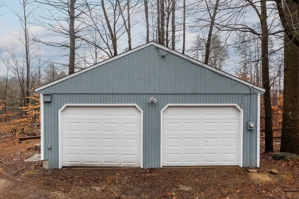 165 S Sugar Hill Road Weare NH 03281