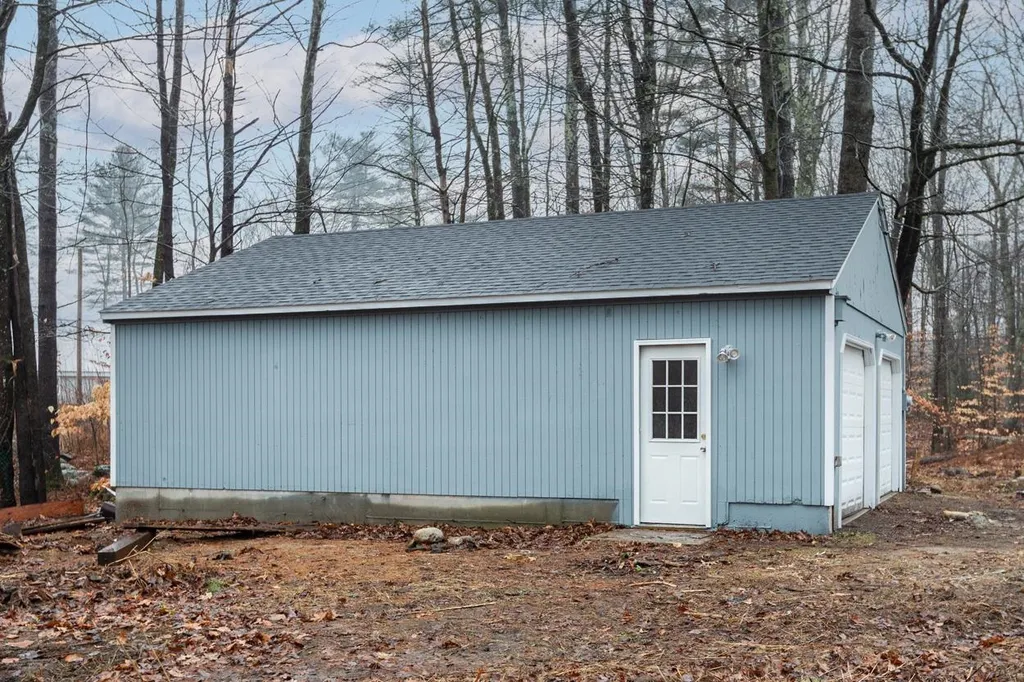 165 S Sugar Hill Road Weare NH 03281