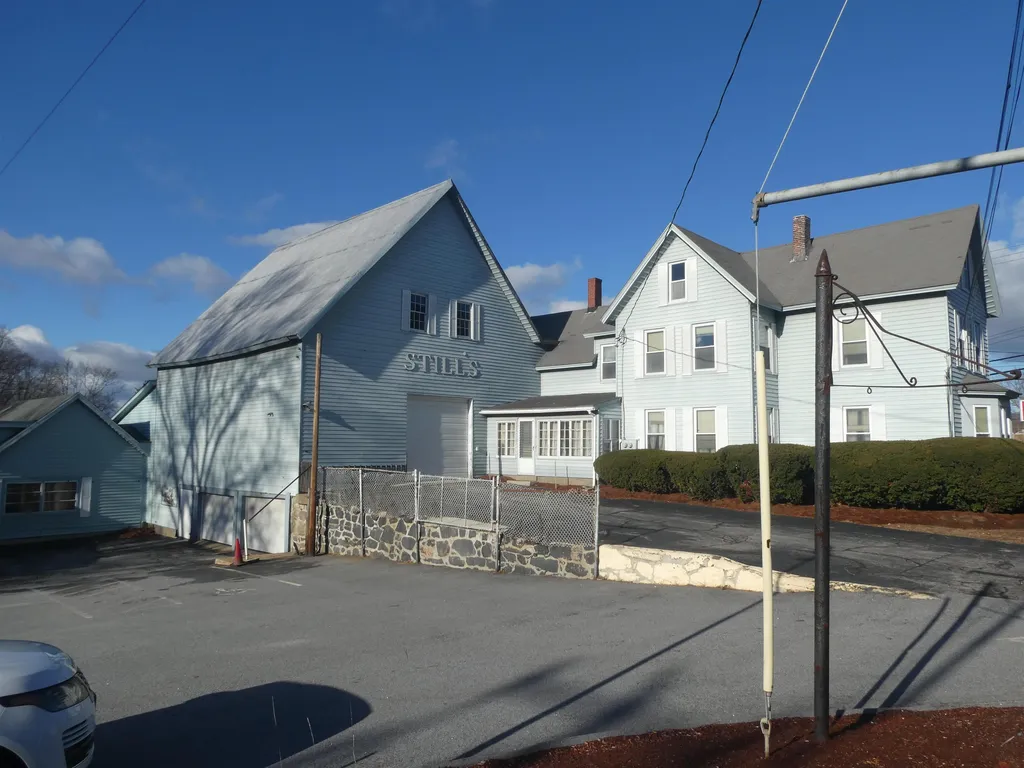 192 Mammoth Road Manchester NH 03103