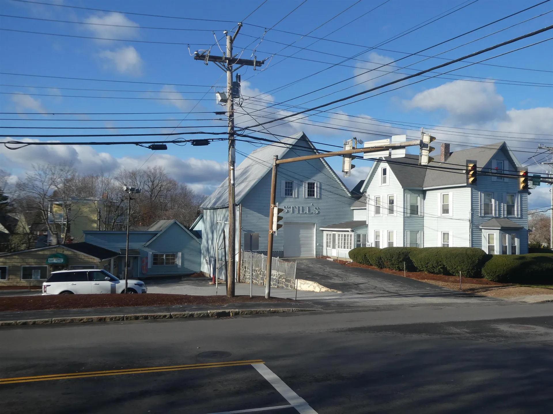 192 Mammoth Road Manchester NH 03103