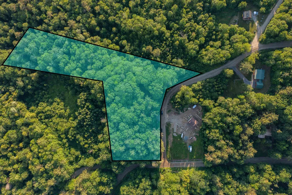 Hilltop View Drive Haverhill NH 03774