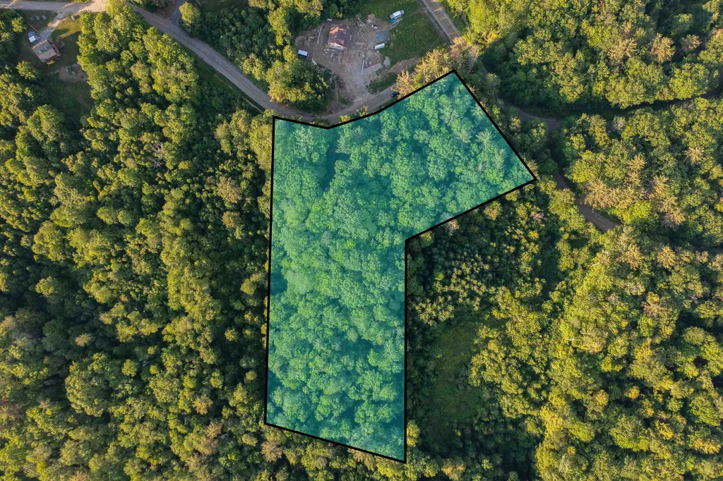 Hilltop View Drive Haverhill NH 03774