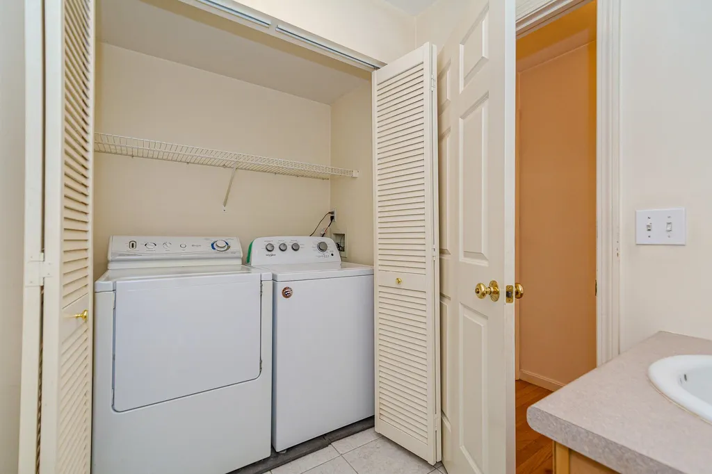 48 Pleasant Street Windham NH 03087