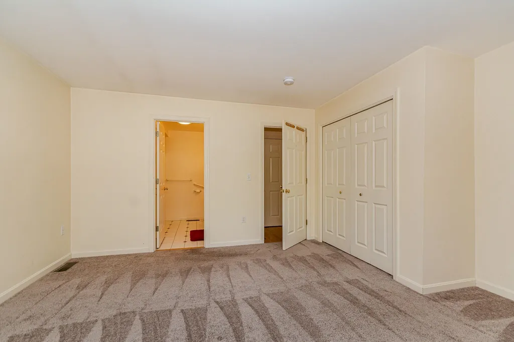 48 Pleasant Street Windham NH 03087