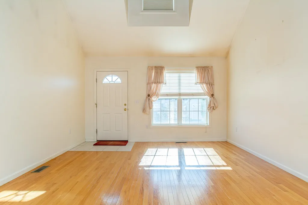 48 Pleasant Street Windham NH 03087