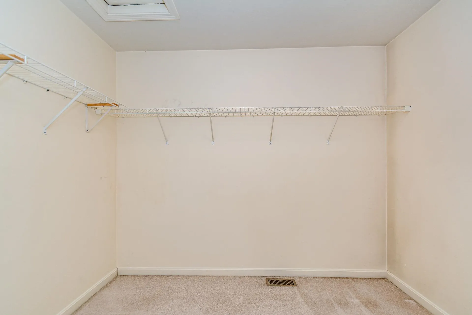 48 Pleasant Street Windham NH 03087