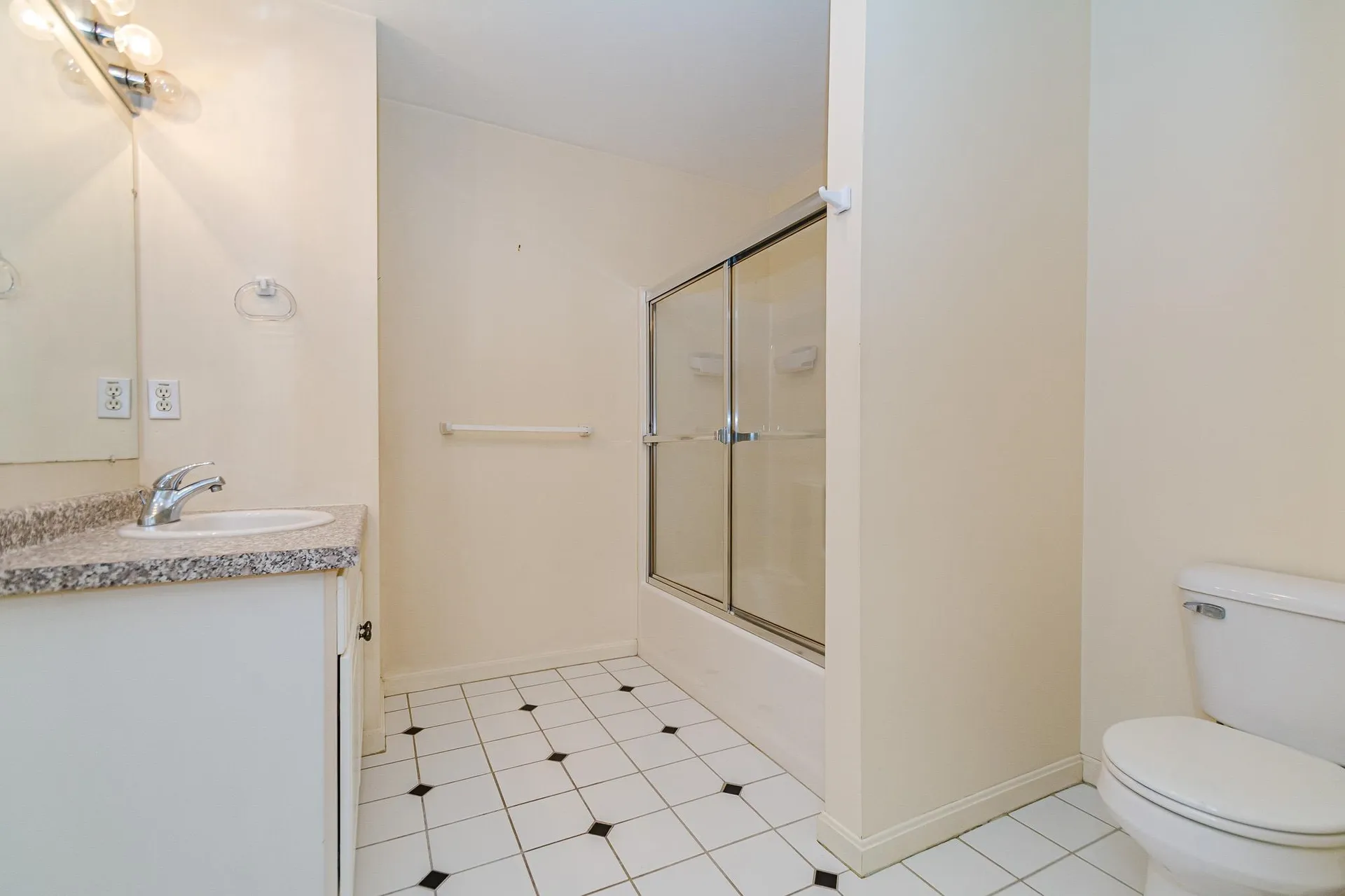 48 Pleasant Street Windham NH 03087
