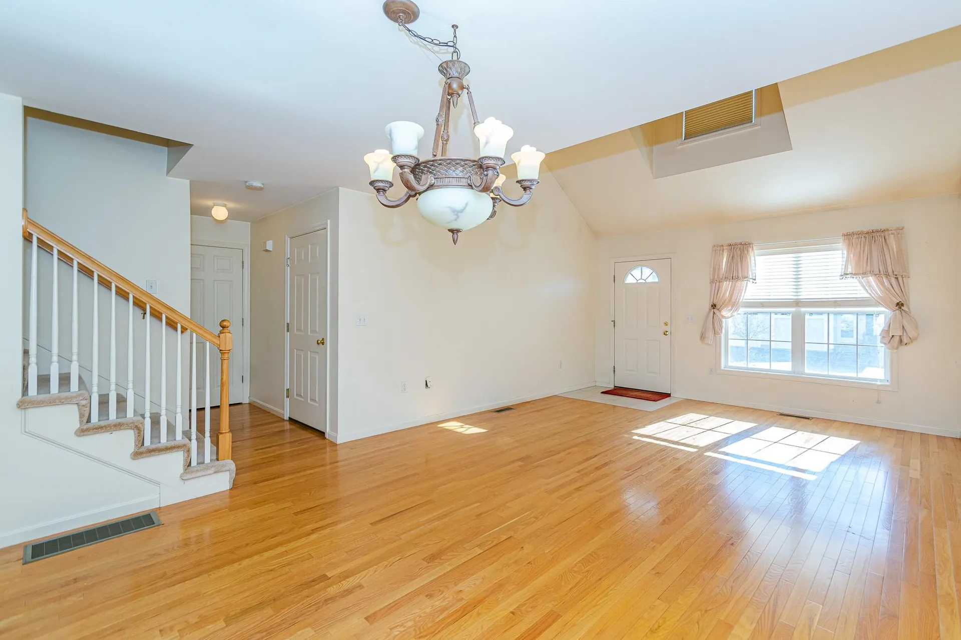 48 Pleasant Street Windham NH 03087