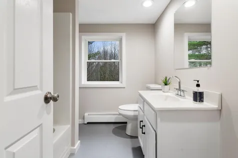 78 Fletcher Road Croydon NH 03773