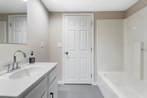 78 Fletcher Road Croydon NH 03773