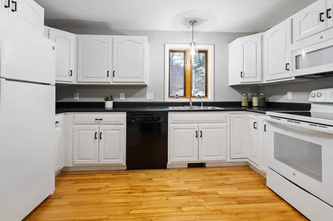 78 Fletcher Road Croydon NH 03773